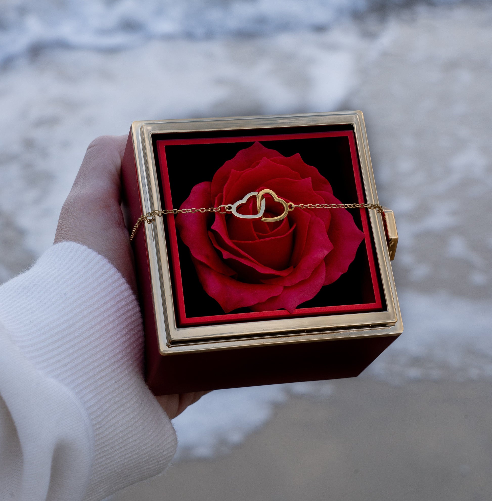 bianco rosso Rose Box Rose of Love - Preserved Rose and Necklace cyprus greece jewelry gift free shipping europe worldwide