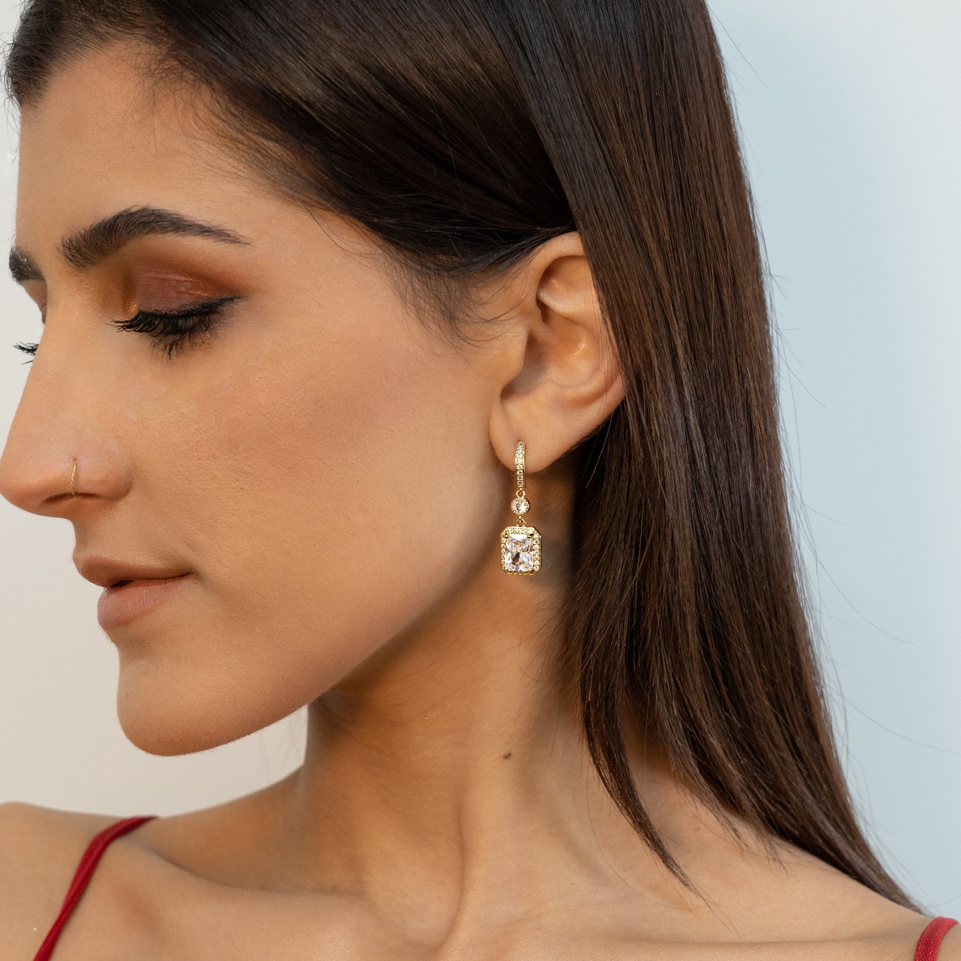 bianco rosso Earrings White Exotique Sparkle Iconic Earrings (E-2100) cyprus greece jewelry gift free shipping europe worldwide