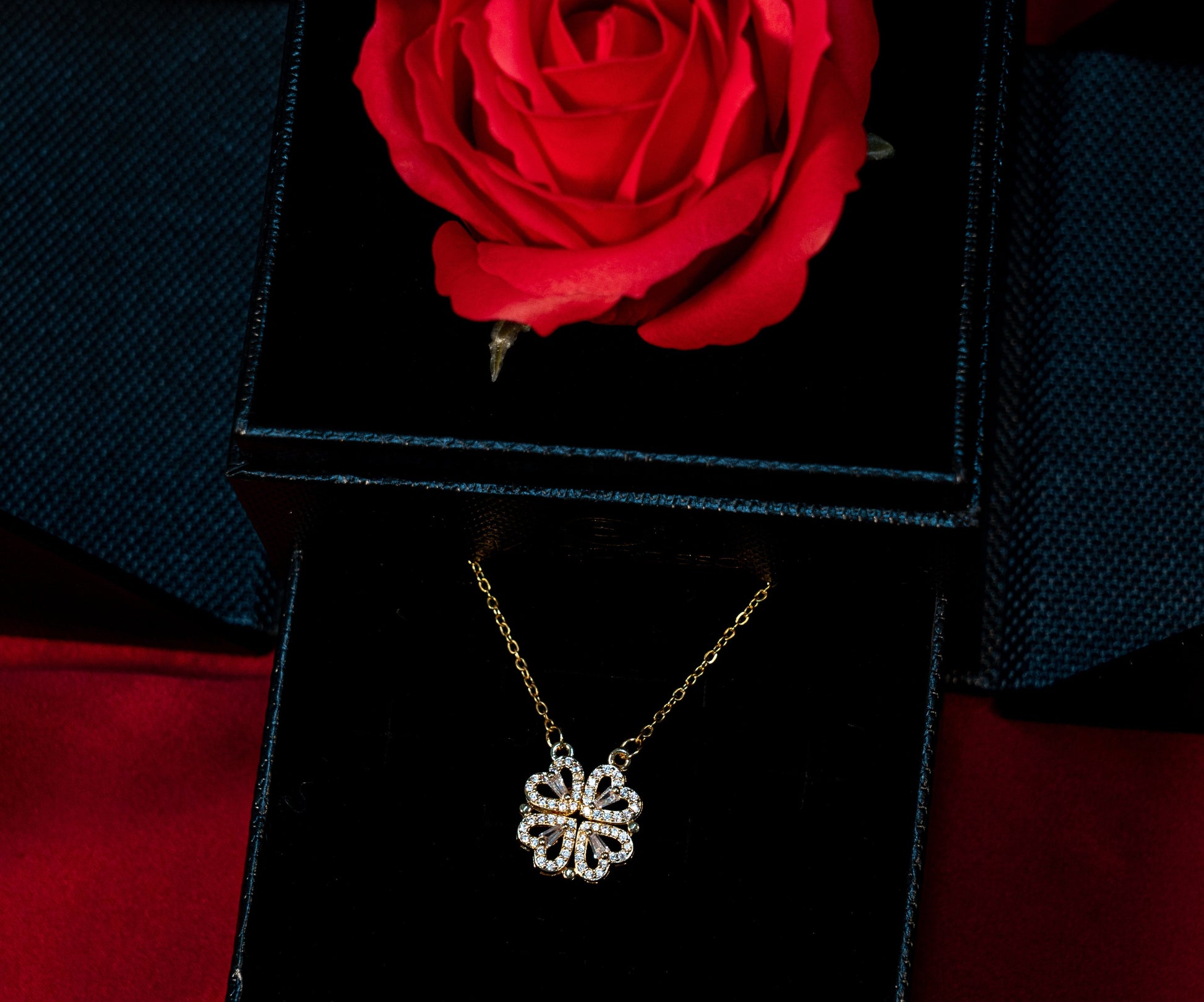 bianco rosso Rose Box Lucky Charm / Gold Valentine's Gift Box - Lucky Charm cyprus greece jewelry gift free shipping europe worldwide
